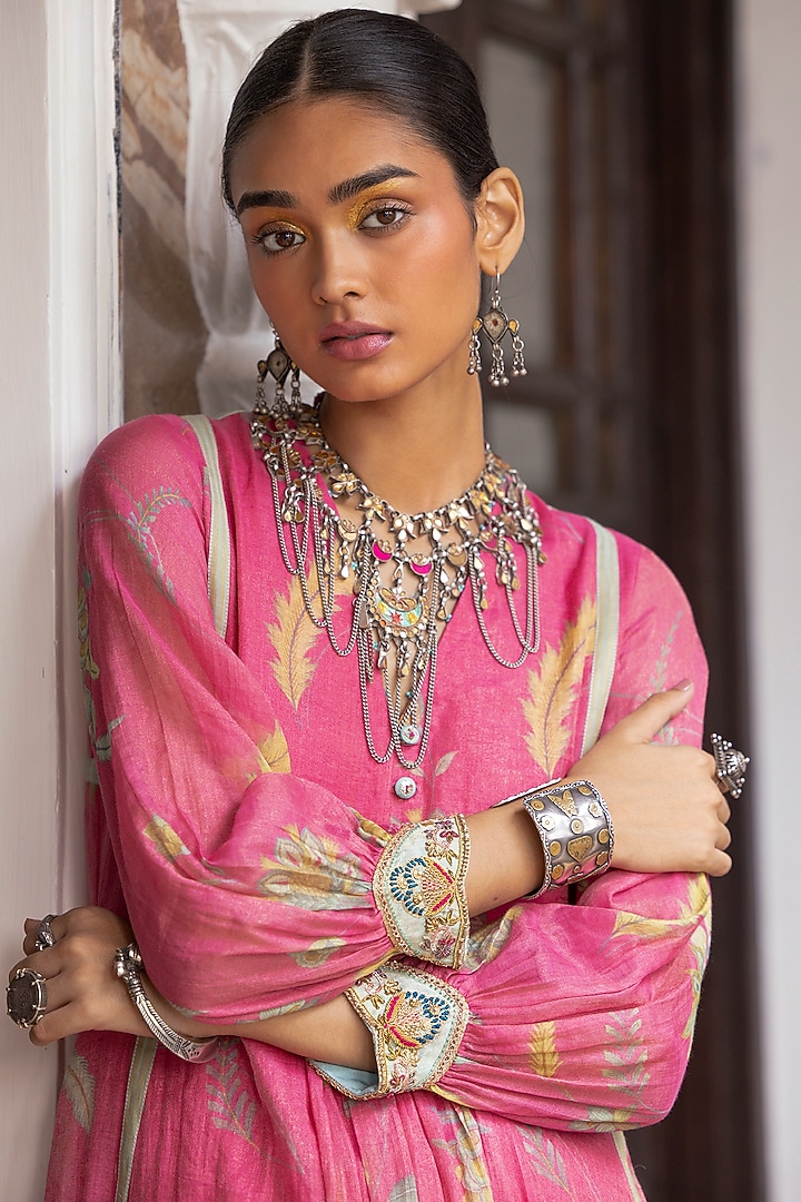Pink Crepe Printed & Embroidered Kurta Set by Raji Ramniq at Pernia's Pop Up Shop