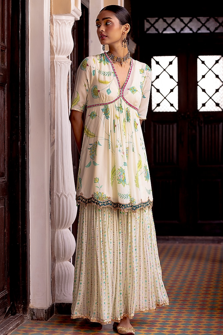 Ivory Crepe Printed Gharara Set by Raji ramniq at Pernia's Pop Up Shop