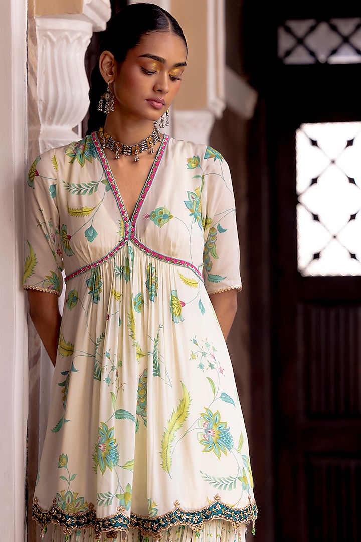 Ivory Crepe Printed Gharara Set by Raji ramniq at Pernia's Pop Up Shop