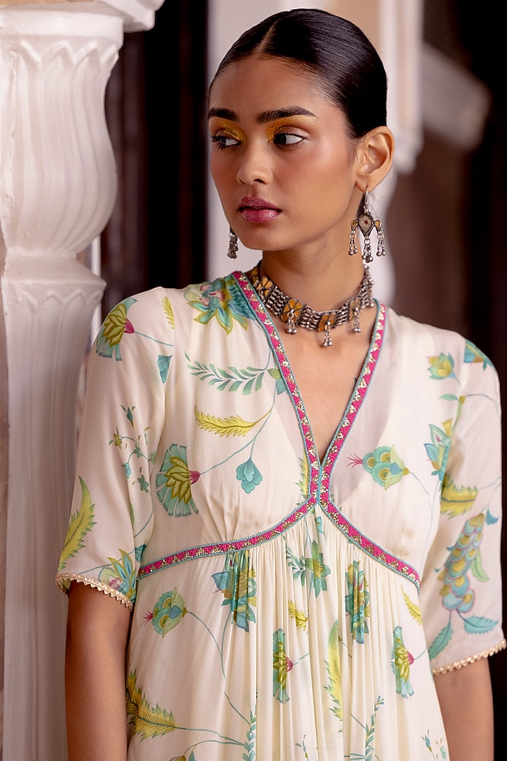 Ivory Crepe Printed Gharara Set by Raji ramniq at Pernia's Pop Up Shop