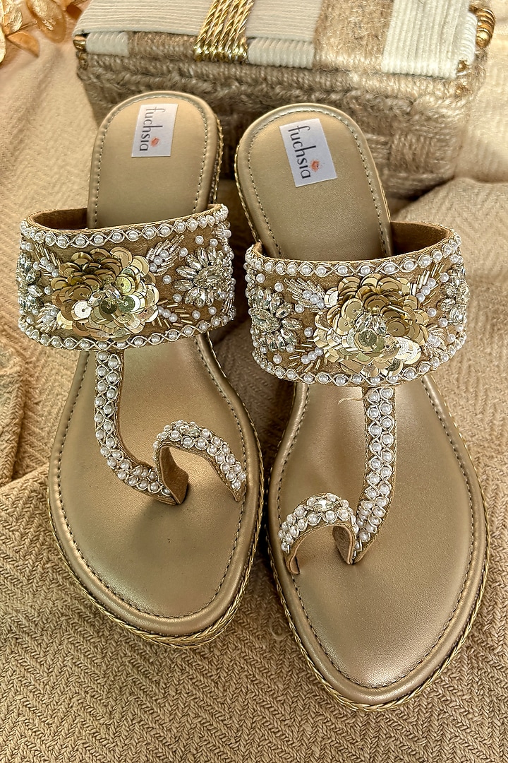 Golden Silk Sequins Embellished Kolhapuri Heels by Fuchsia by Aashka Mehta at Pernia's Pop Up Shop