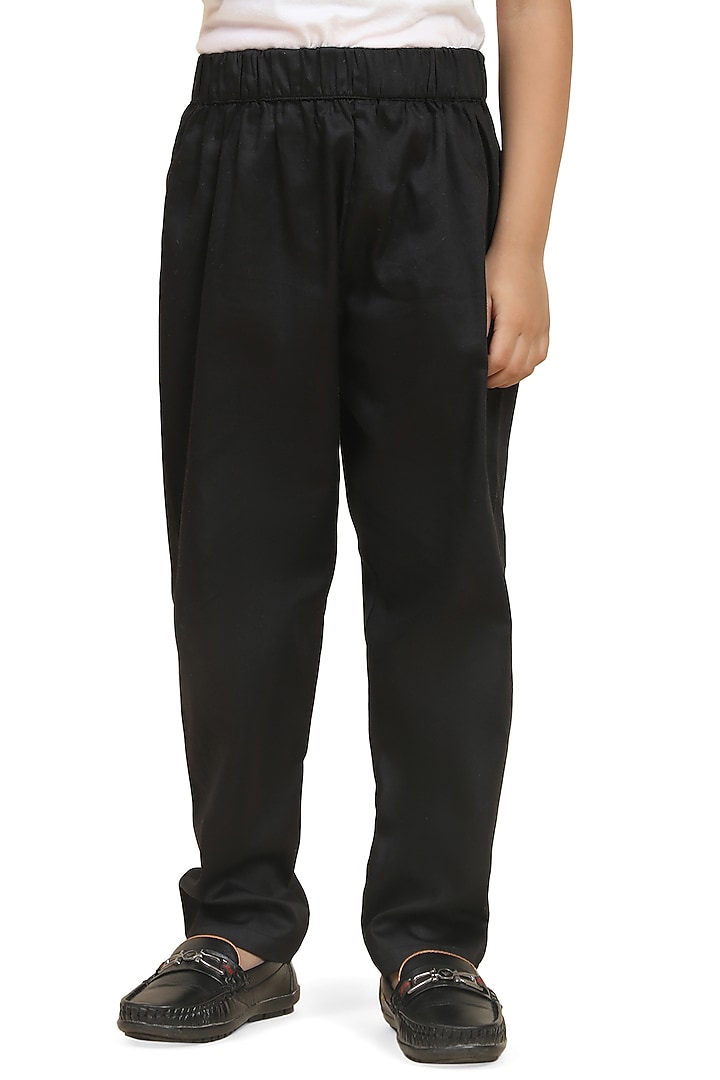 Black Pure Cotton Kurta Set For Boys by FUNNY BONES CLOTHINGS at Pernia's Pop Up Shop