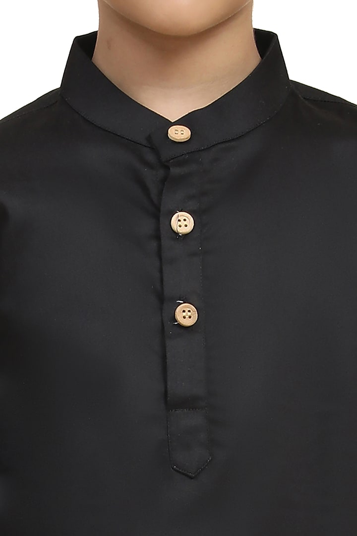 Black Pure Cotton Kurta Set For Boys by FUNNY BONES CLOTHINGS at Pernia's Pop Up Shop