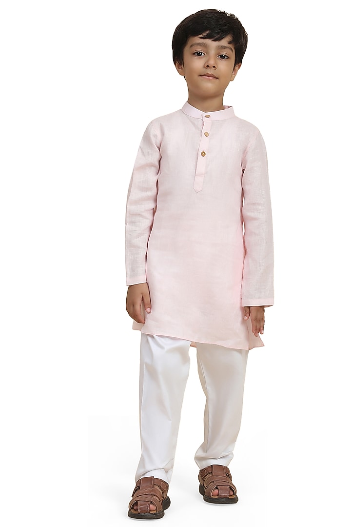 Pink Linen Kurta Set For Boys by FUNNY BONES CLOTHINGS at Pernia's Pop Up Shop