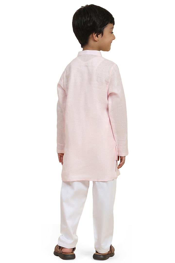 Pink Linen Kurta Set For Boys by FUNNY BONES CLOTHINGS at Pernia's Pop Up Shop