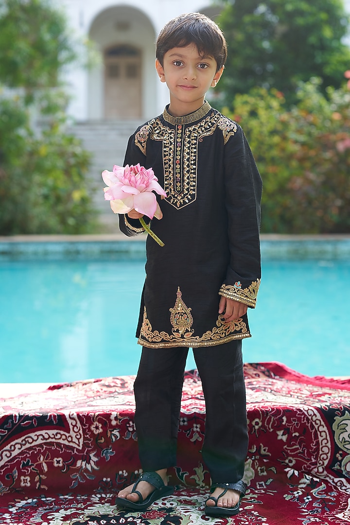 Black Pure Silk Kurta Set For Boys by FUNNY BONES CLOTHINGS at Pernia's Pop Up Shop