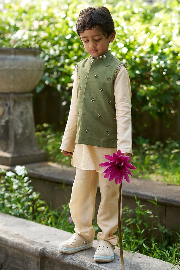 Green Pure Silk Bundi Jacket Set For Boys by FUNNY BONES CLOTHINGS at Pernia's Pop Up Shop