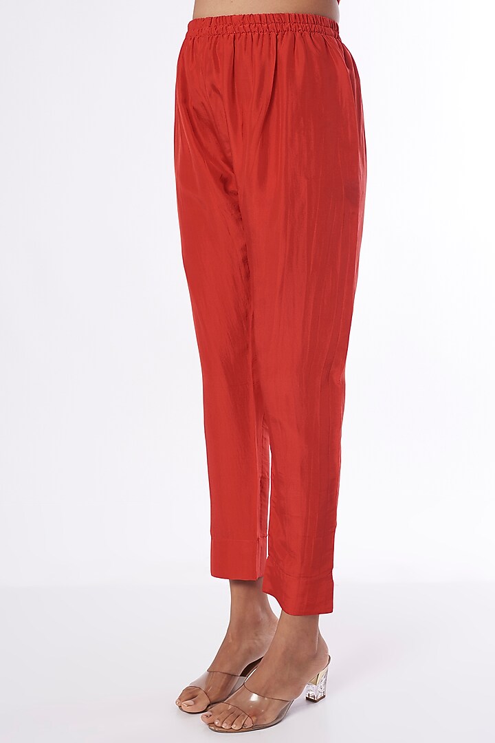 Red Embroidered Kurta Set by Firann by Shaheen at Pernia's Pop Up Shop