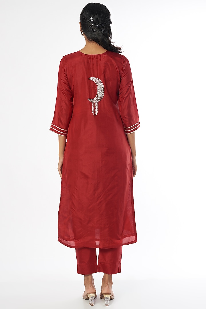 Red Hand Embroidered Kurta Set by Firann by Shaheen at Pernia's Pop Up Shop