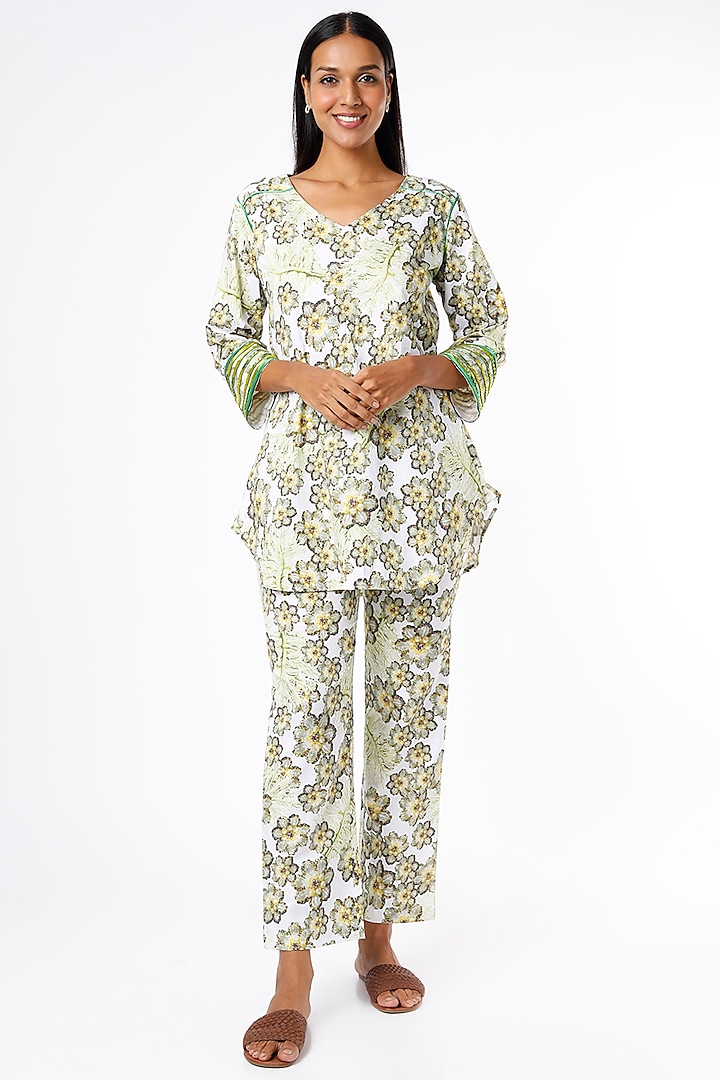 White Floral Printed Tunic Set by Felix bendish