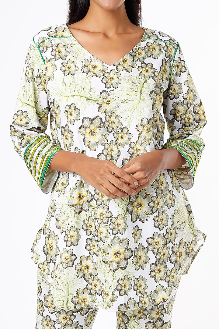 White Floral Printed Tunic Set by Felix bendish at Pernia's Pop Up Shop