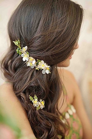 White Pearl & Resin Handcrafted Hairpins (Set Of 2) by FLORISTAA BY MAHEK