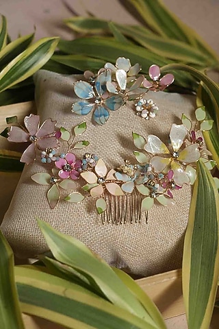 Multi-Colored Pearl & Resin Handcrafted Hair Brooch (Set Of 2) by FLORISTAA BY MAHEK