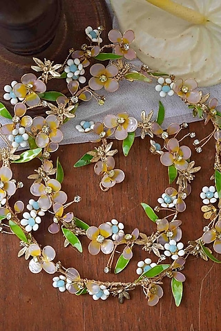 Blue Pearl & Resin Handcrafted Hair Vine by FLORISTAA BY MAHEK