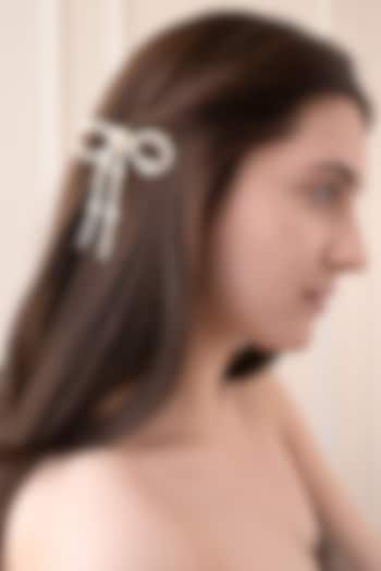White Handcrafted Pearl Hair Bow (Set of 2) by FLORISTAA BY MAHEK at Pernia's Pop Up Shop