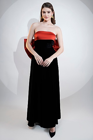 Black Velvet Off-Shoulder Maxi Dress by Fibre World