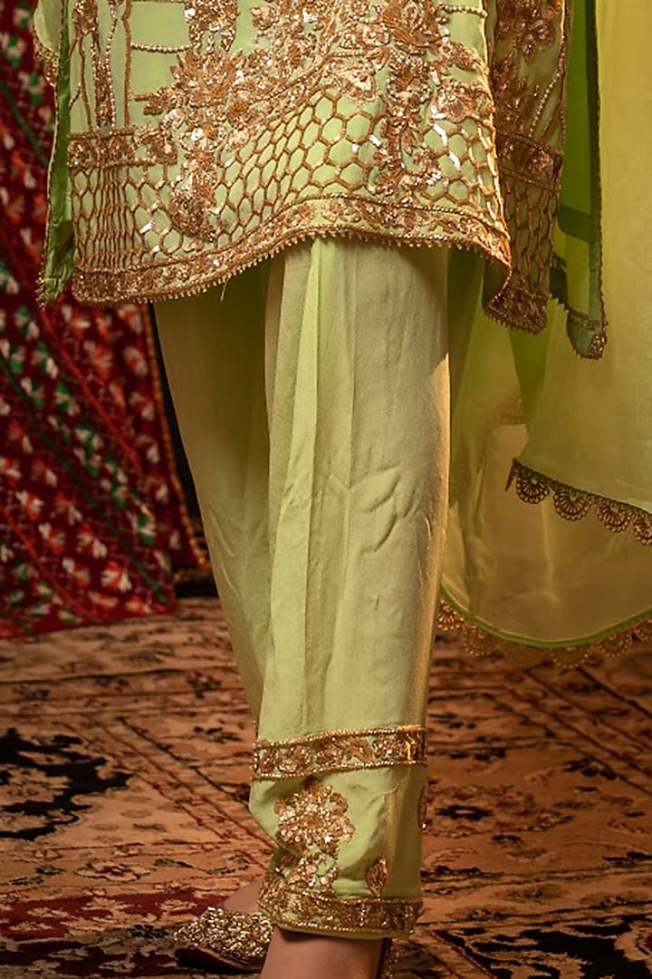 Lime Green Hand Embroidered Kurta Set by Firozi at Pernia's Pop Up Shop