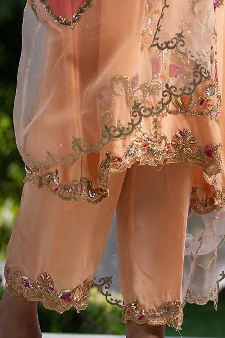 Peach Hand Embroidered Kurta Set by Firozi at Pernia's Pop Up Shop