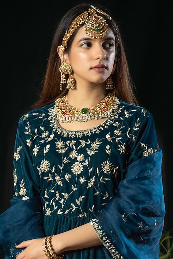 Cobalt Blue Hand Embroidered Kurta Set by Firozi at Pernia's Pop Up Shop