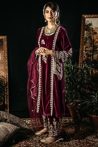 Wine Hand Embroidered Kurta Set by Firozi