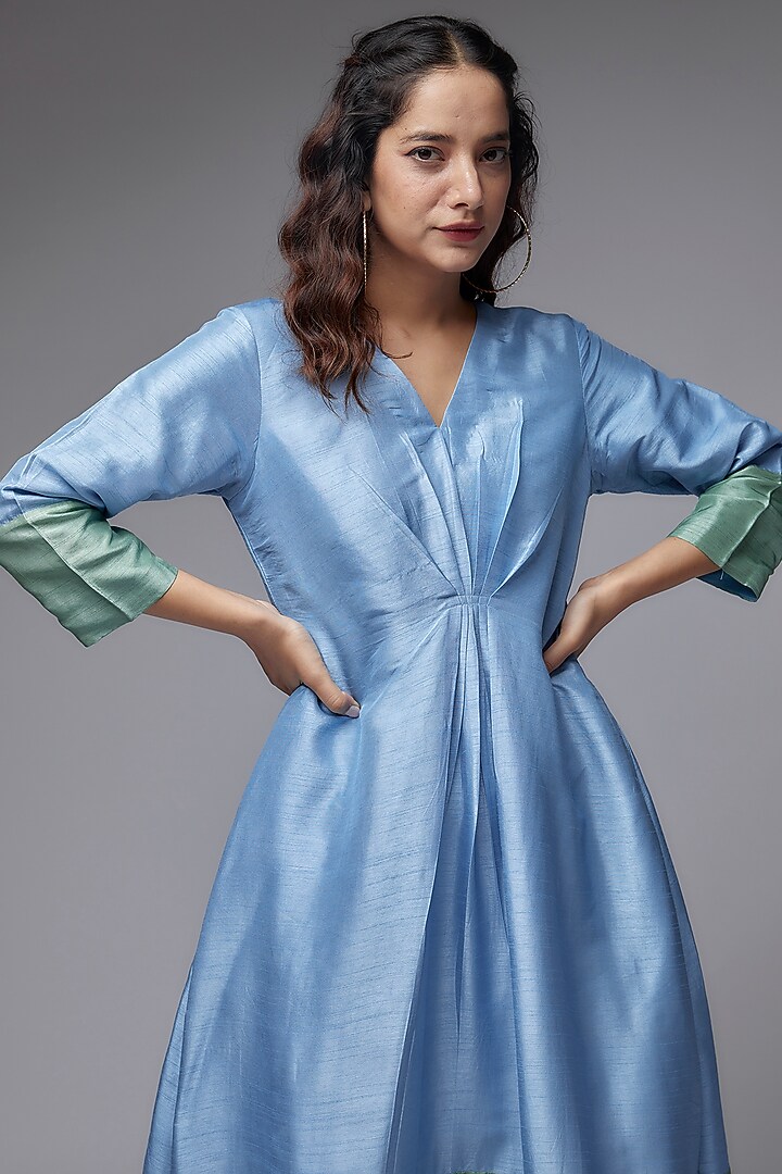 princess polly baby blue dress Boston Proper | Dresses | Boston Proper Small Maxi Dress Color Block Blues  Vneck main image 0