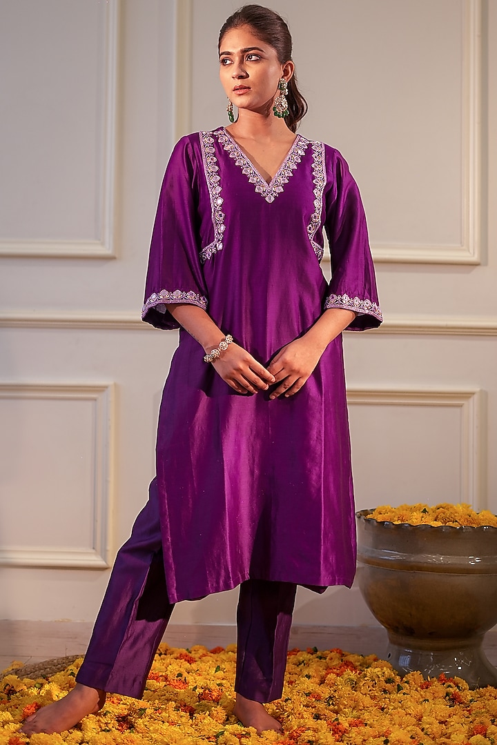 Purple Chanderi Silk Mirror Hand Embroidered Kurta Set by Flamingo - the label