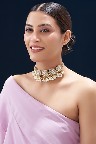 Zari & Resham Hand Embroidered Necklace by Fooljhadi