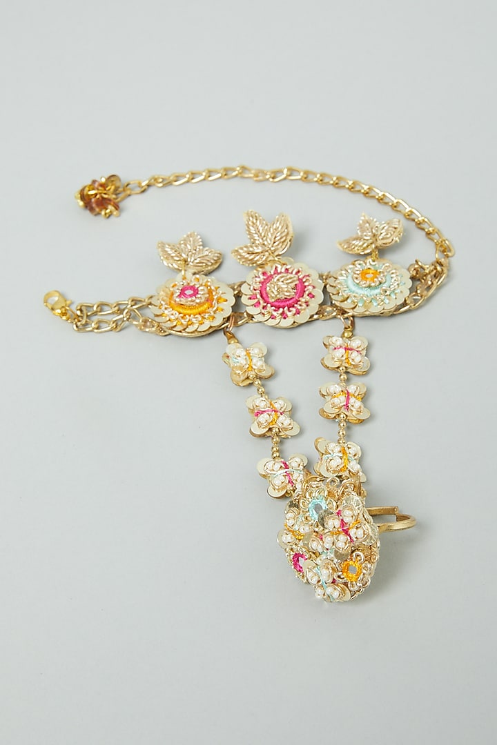 Hand Harness With Hand Embroidery by Fooljhadi at Pernia's Pop Up Shop