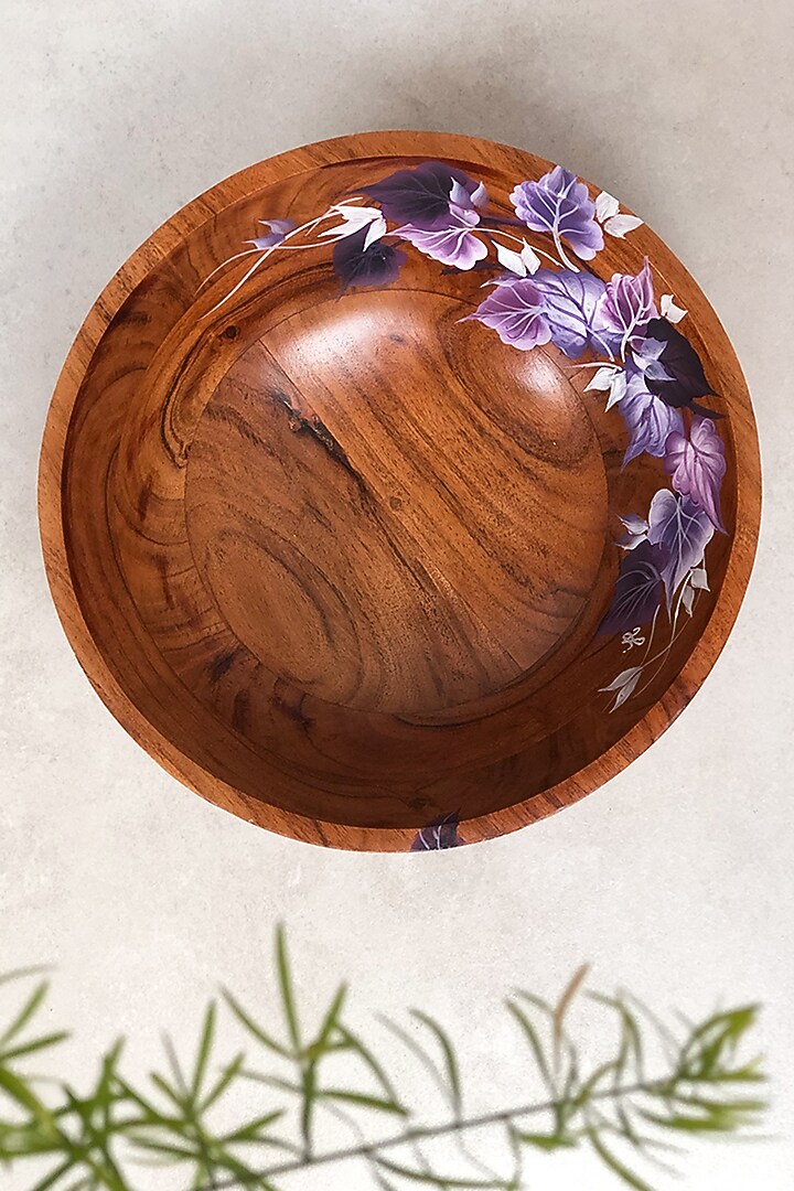 Natural Brown Acacia Wood Bowl by FLOURSHA at Pernia's Pop Up Shop