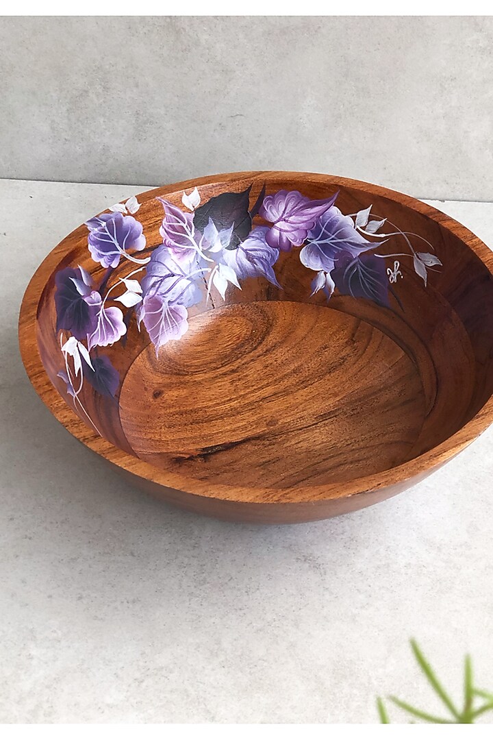 Natural Brown Acacia Wood Bowl by FLOURSHA at Pernia's Pop Up Shop