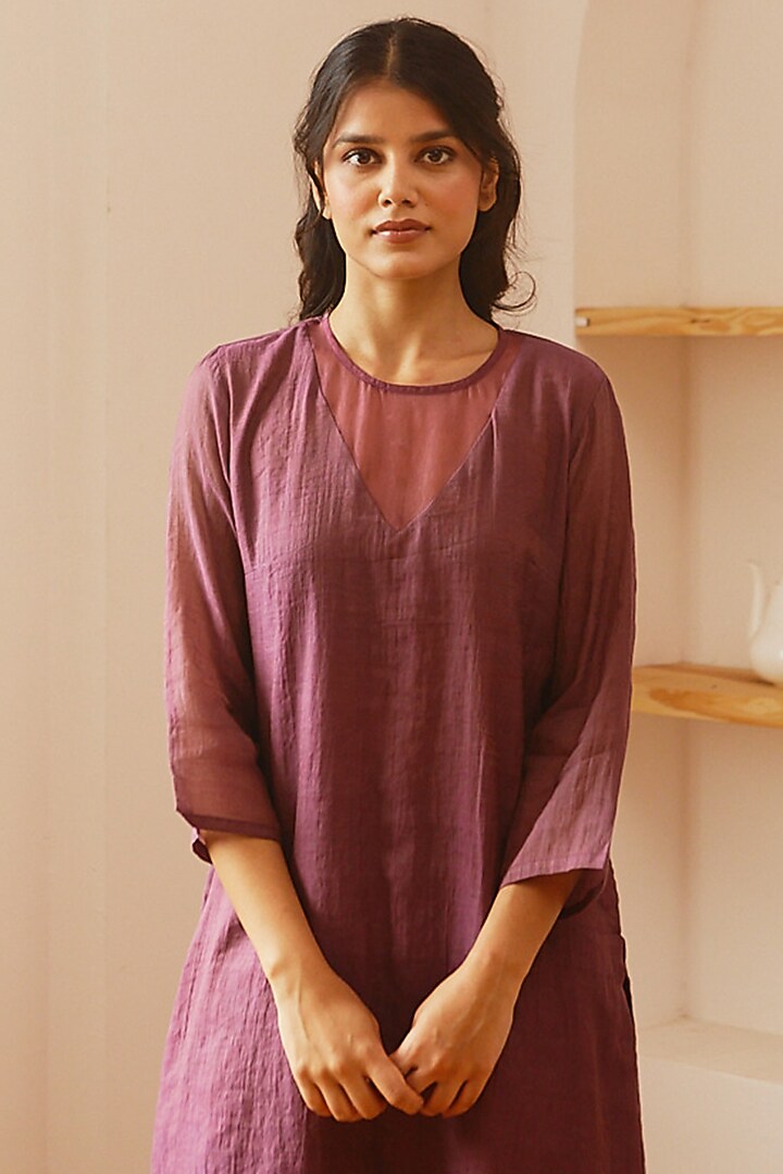 Wine Kurta Set In Handwoven Chanderi Tissue by Juanita by Shubhda at Pernia's Pop Up Shop