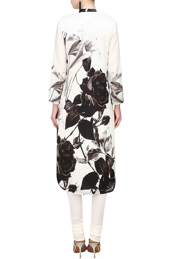 Flamingo by Shubhani Talwar presents Off white and black floral printed kurta with dupatta available only at Pernia's Pop Up Shop.
