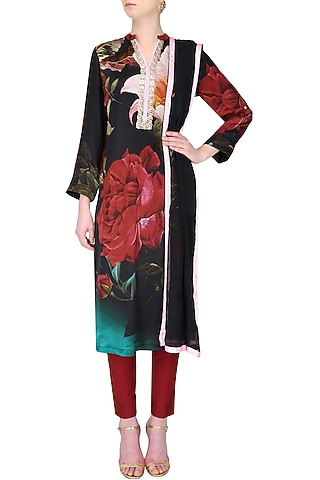 Black and red floral printed kurta with dupatta by Flamingo By Shubhani Talwar