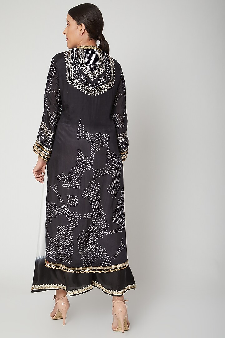 Black Hand Painted Bandhani Kurta With Palazzo Pants by ILAPTI at Pernia's Pop Up Shop