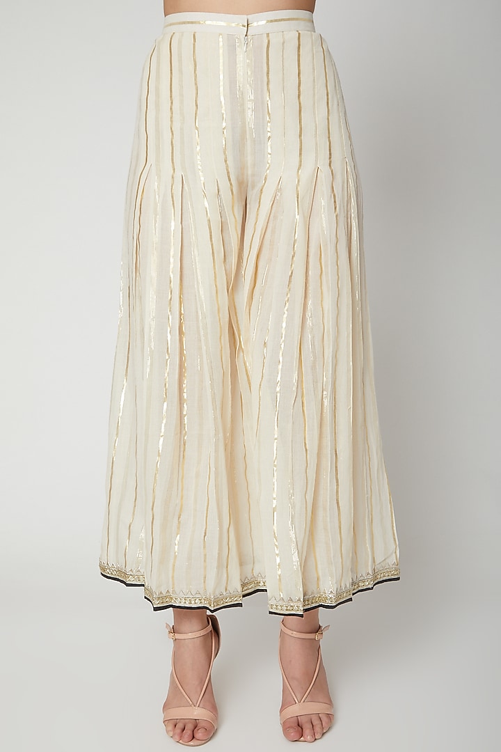 Black Hand Painted Kurta With Palazzo Pants by ILAPTI at Pernia's Pop Up Shop