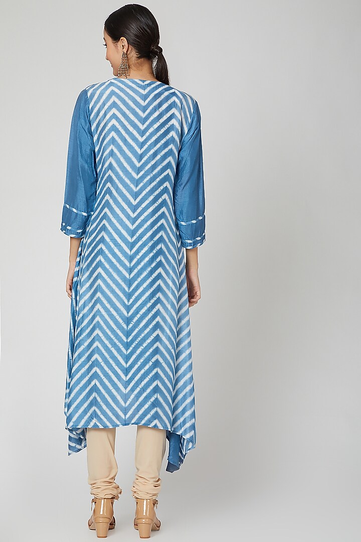 Sky Blue Tie & Dye Printed Angrakha Kurta by ILAPTI at Pernia's Pop Up Shop
