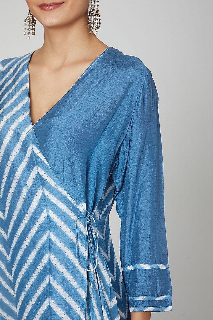 Sky Blue Tie & Dye Printed Angrakha Kurta by ILAPTI at Pernia's Pop Up Shop
