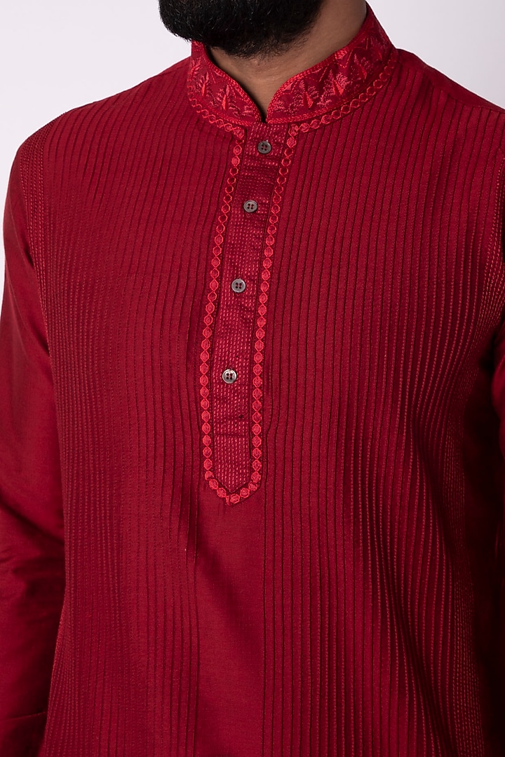 Maroon Natural Fiber & Cotton Kurta by ILAPTI Men at Pernia's Pop Up Shop