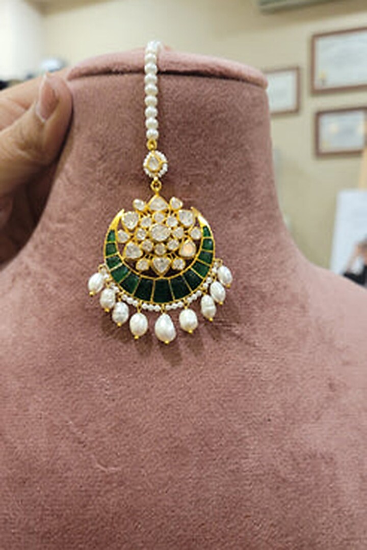 Yellow Gold Rhodium Finish Green Moissanite Polki Maangtikka In Sterling Silver by Fine Silver Jewels at Pernia's Pop Up Shop