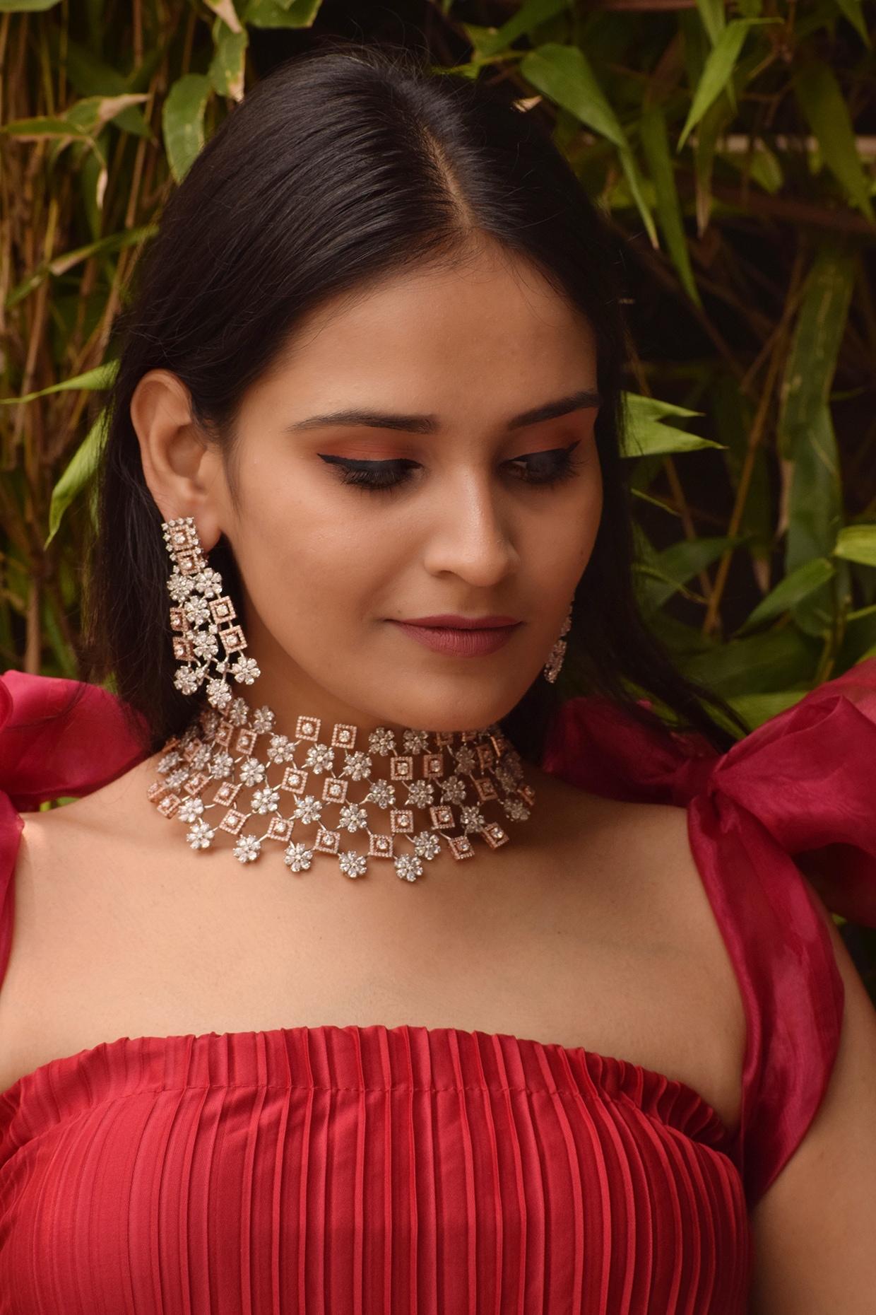 How to Choose the Best Jewellery For Your Lehenga - The Caratlane