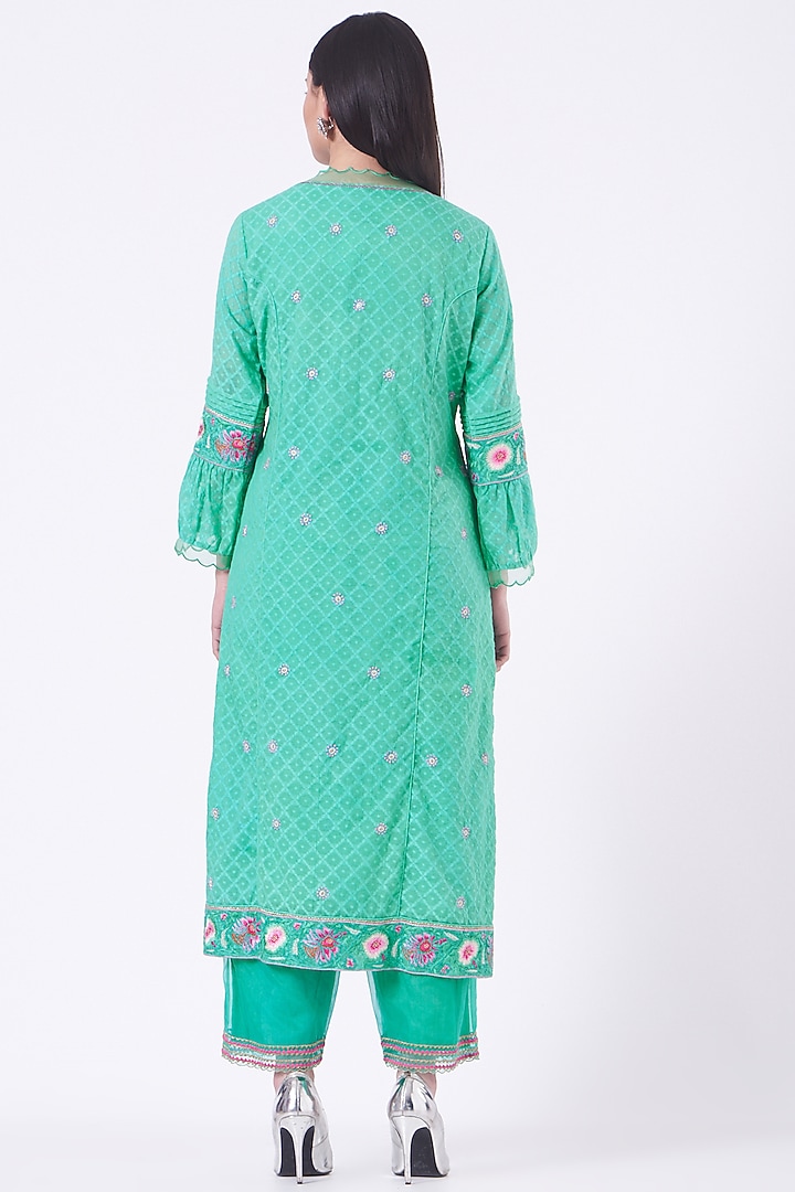 Aquarium Green Embroidered Kurta Set by FINE THREADS BY HINA & NIKHAT at Pernia's Pop Up Shop