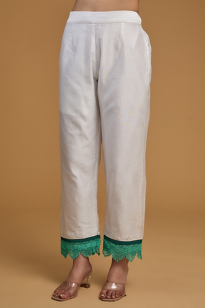 White Handloom Chanderi Silk Cross-Stitch Embroidered Kurta Set by FINE THREADS BY HINA & NIKHAT at Pernia's Pop Up Shop