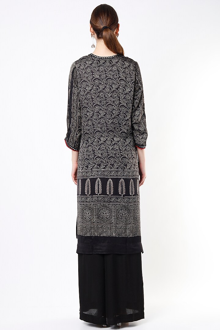Black Ajrak Hand-Dyed Silk Front Tassel Kurta Set by ILAPTI at Pernia's Pop Up Shop