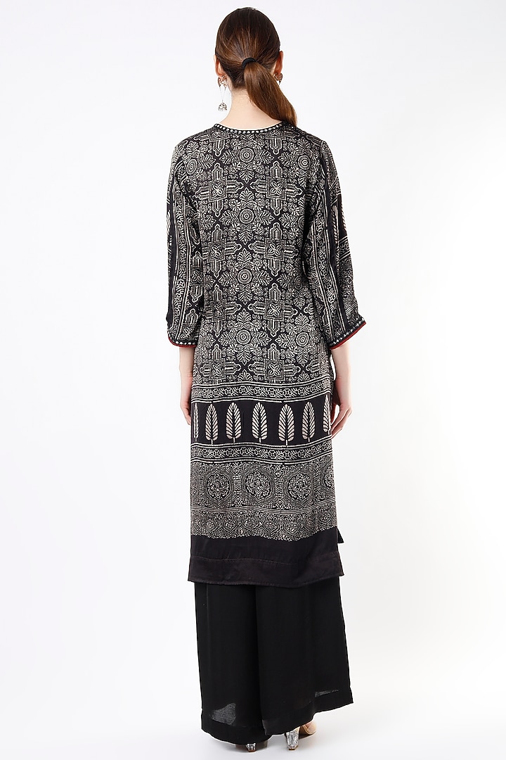 Black Ajrak Hand-Dyed Silk Front Tassel Kurta Set by ILAPTI at Pernia's Pop Up Shop
