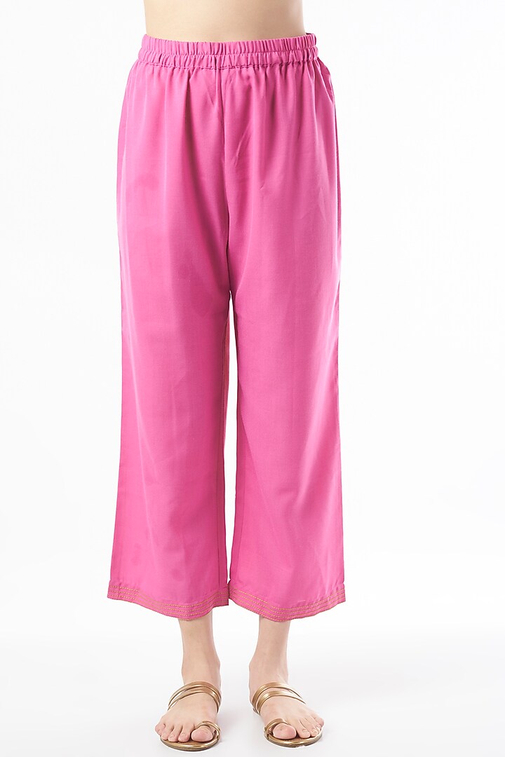 French Pink Embroidered Handwoven Kurta Set by ILAPTI at Pernia's Pop Up Shop