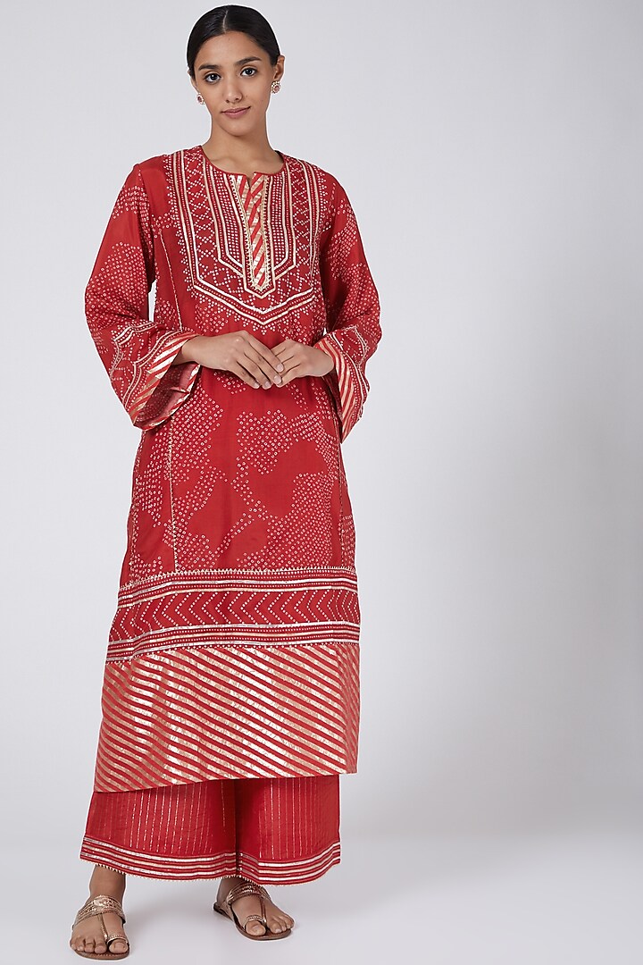 Red Digital Printed Kalidar Kurta Set by ILAPTI at Pernia's Pop Up Shop