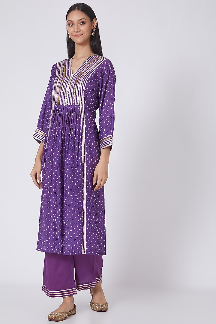 Purple Kurta Set With Gota Work by ILAPTI at Pernia's Pop Up Shop
