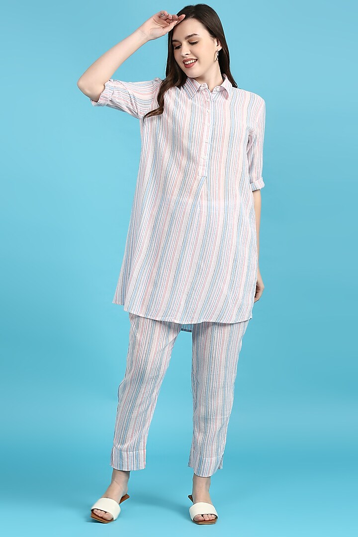 Pink & Blue Muslin Tunic Set by ILAPTI at Pernia's Pop Up Shop