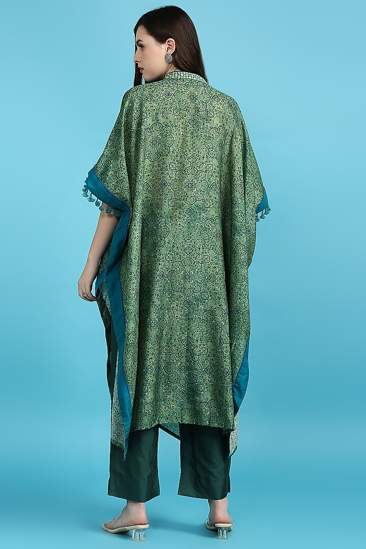 Green Printed Kaftan Set by ILAPTI at Pernia's Pop Up Shop