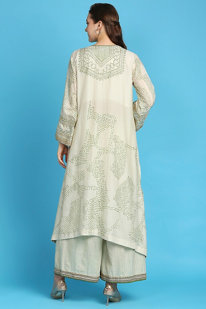 White & Green Bandhani Printed Kurta Set by ILAPTI at Pernia's Pop Up Shop